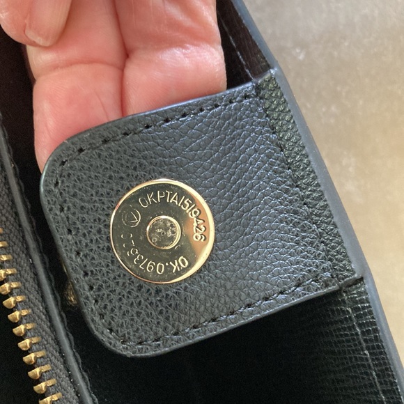 Like New Leather CK - Picture 8 of 12